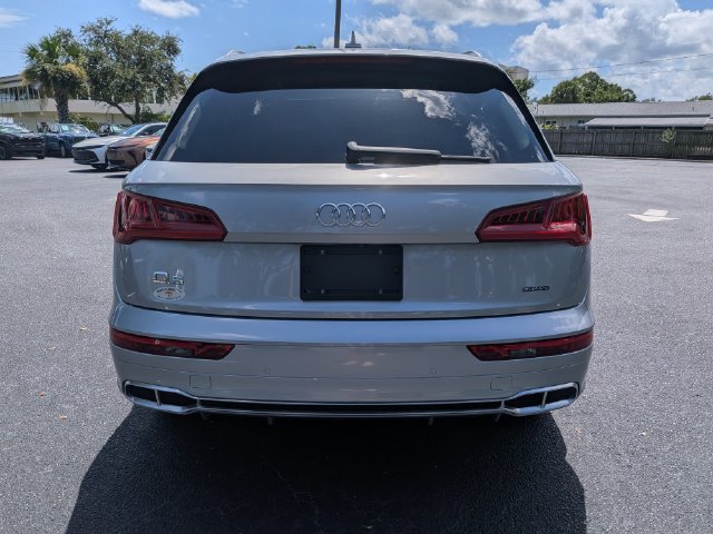 Used 2020 Audi Q5 e Premium w/ Convenience Package AWD/4WD image 5