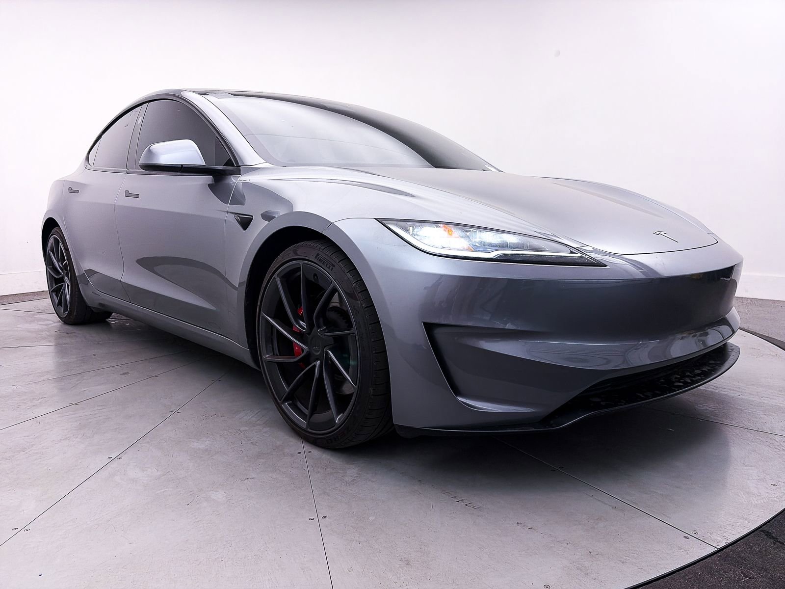 Used 2024 Tesla Model 3 Performance image 9