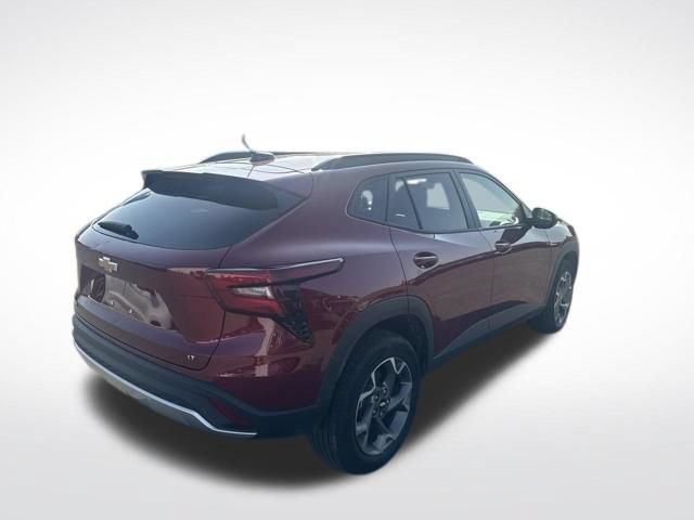 Used 2025 Chevrolet Trax LT w/ LT Convenience Package FWD image 5