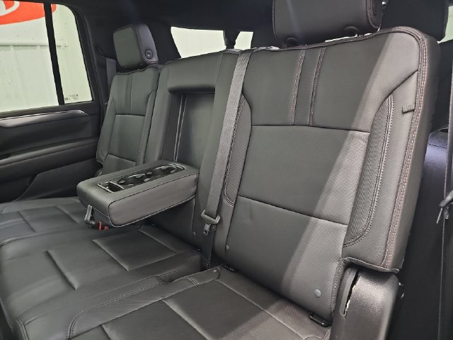 Used 2024 Chevrolet Suburban RST w/ Luxury Package AWD/4WD image 36