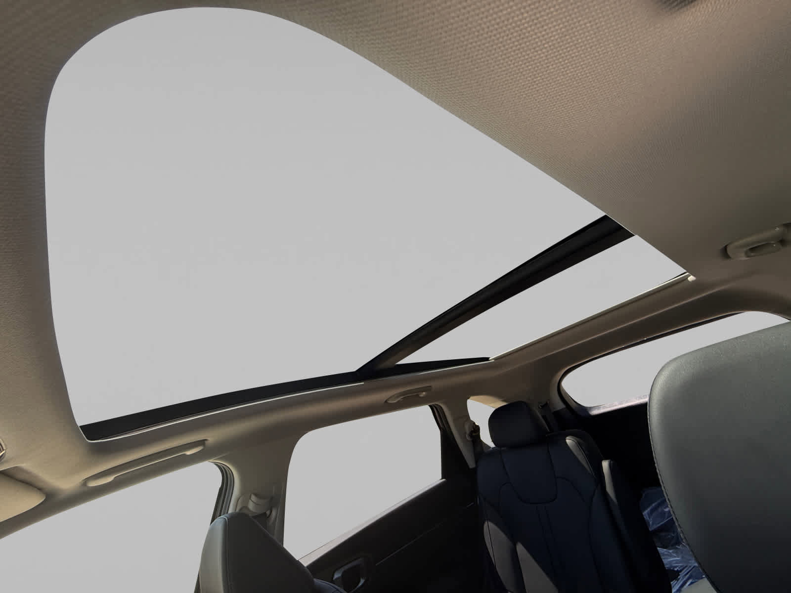 New 2026 Kia Sorento EX AWD/4WD image 12