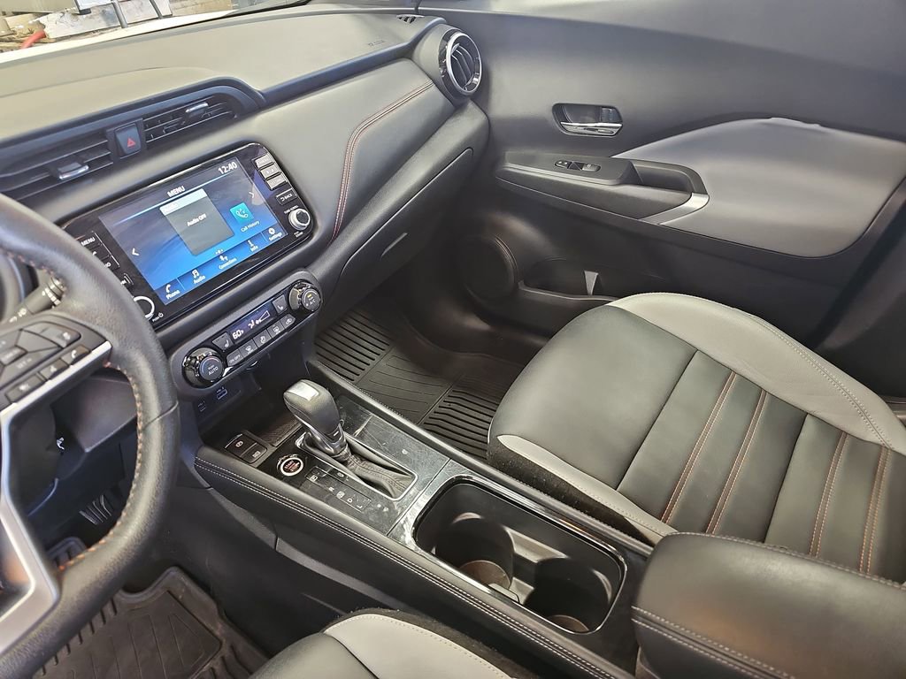 Used 2022 Nissan Kicks SR w/ Premium Package FWD image 23