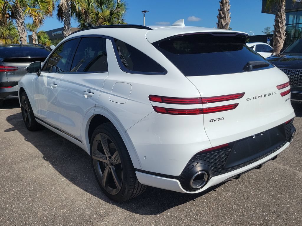 Used 2025 Genesis GV70 3.5T Sport w/ Sport Advanced Package AWD/4WD image 8