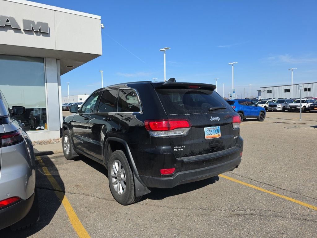 Used 2022 Jeep Grand Cherokee Laredo E image 5