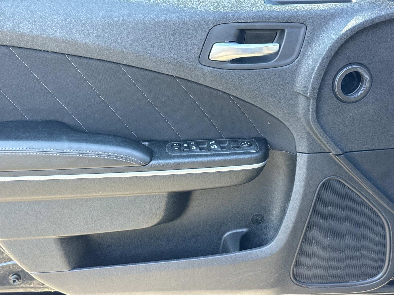 Used 2022 Dodge Charger SXT image 22