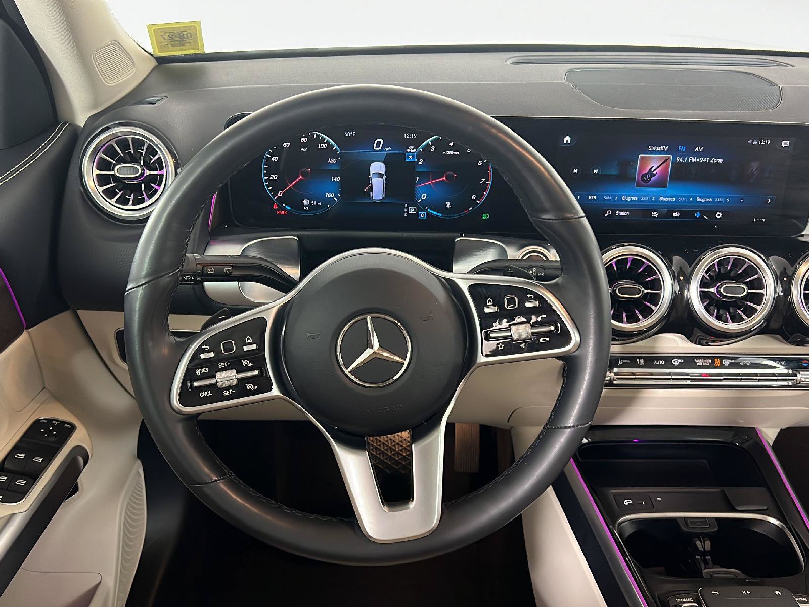 Used 2023 Mercedes-Benz GLB 250 4MATIC image 38