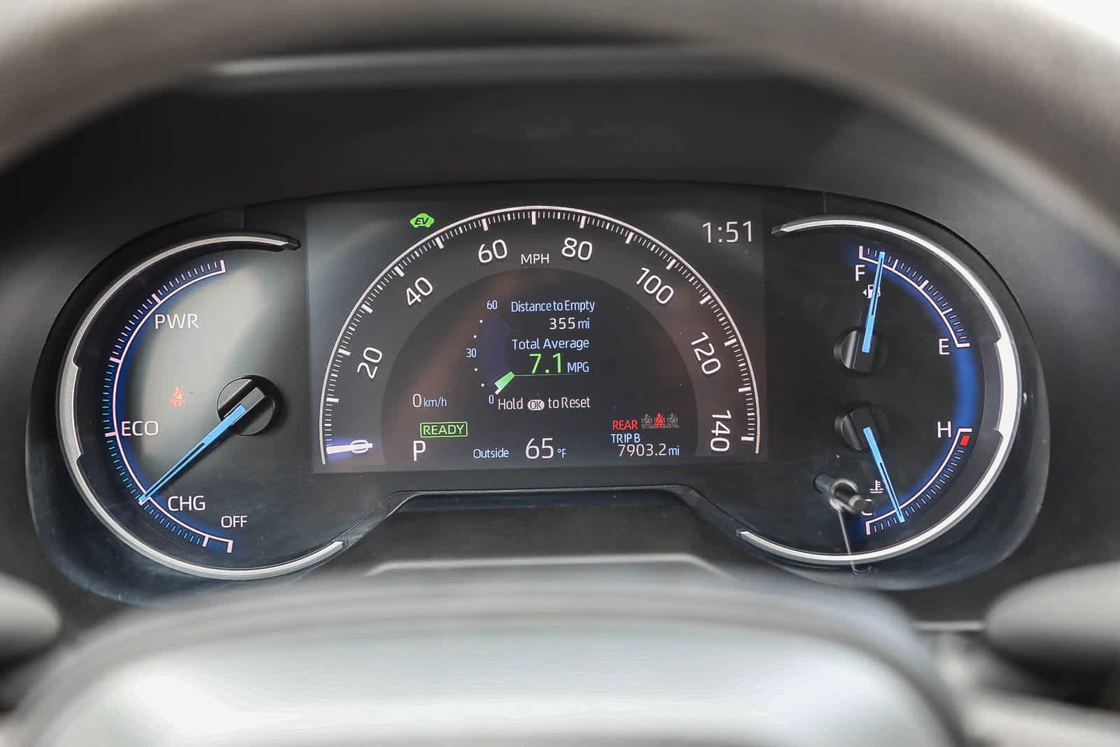 Certified 2025 Toyota RAV4 LE image 23