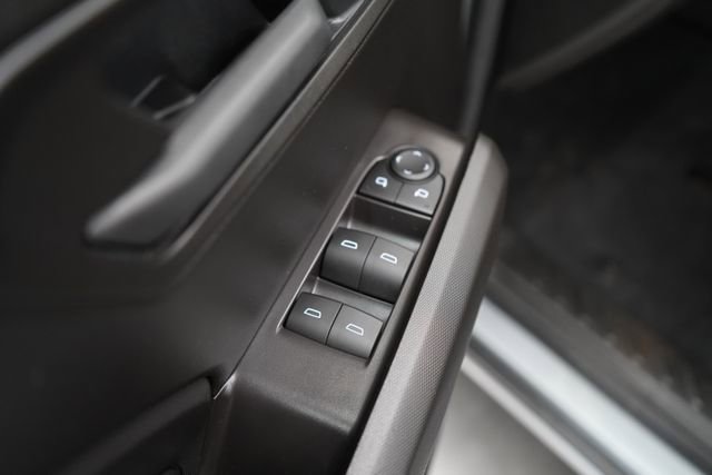 Used 2025 Chevrolet Colorado W/T image 11