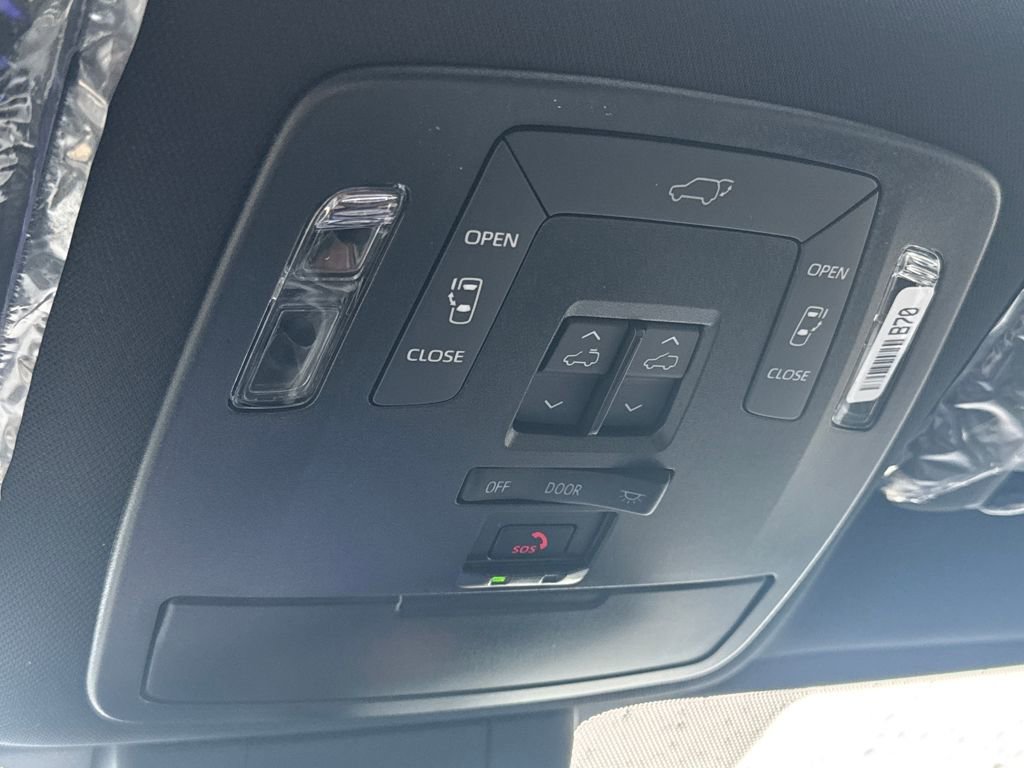 New 2026 Toyota Sienna XLE Woodland Edition image 33