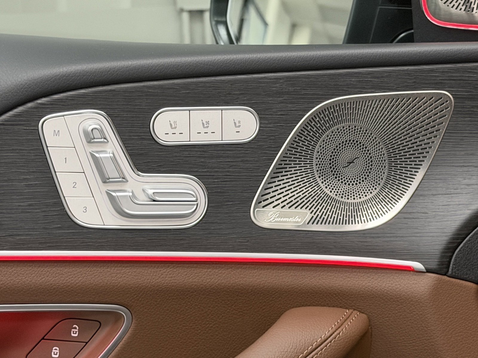 Used 2024 Mercedes-Benz GLS 450 4MATIC image 21