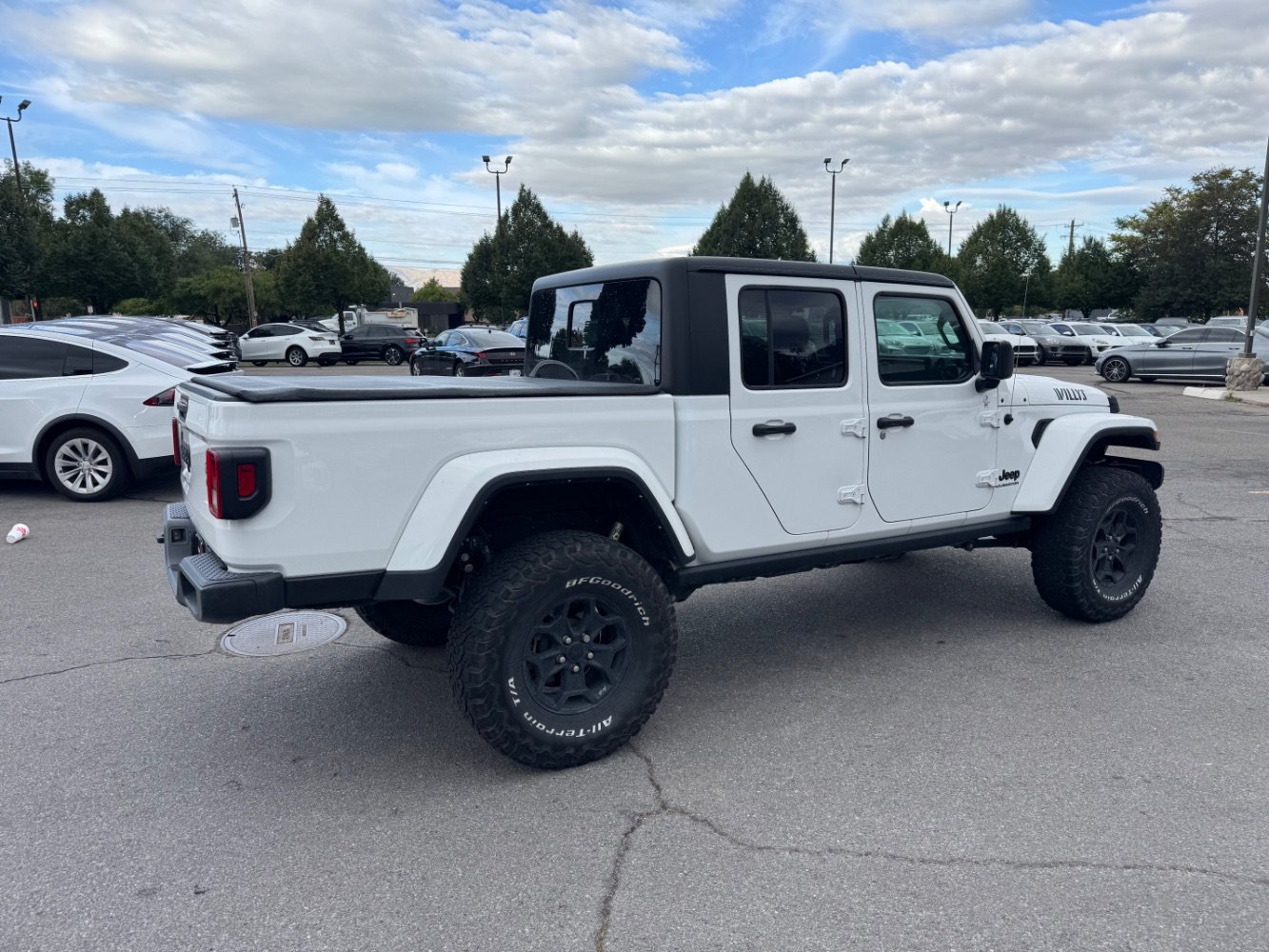 Used 2022 Jeep Gladiator Sport AWD/4WD image 5