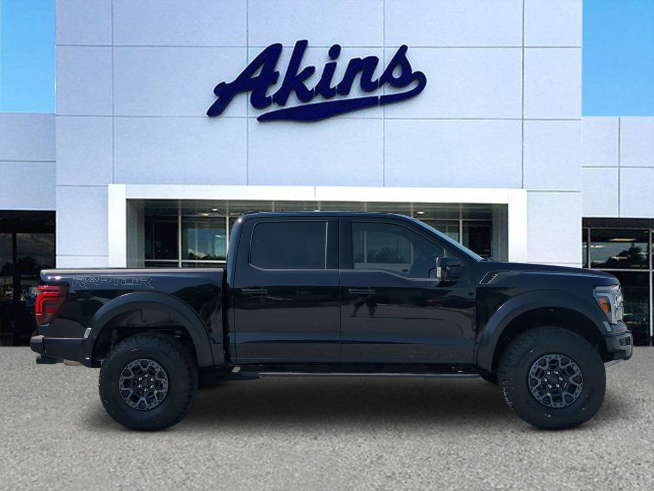 Used 2025 Ford F150 Raptor w/ Equipment Group 803A Raptor R AWD/4WD image 1