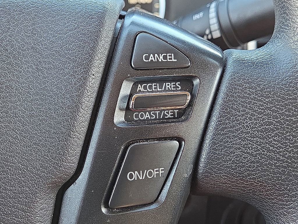 Used 2022 Nissan Frontier SV image 27