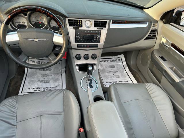 Used 2008 Chrysler Sebring Limited image 20