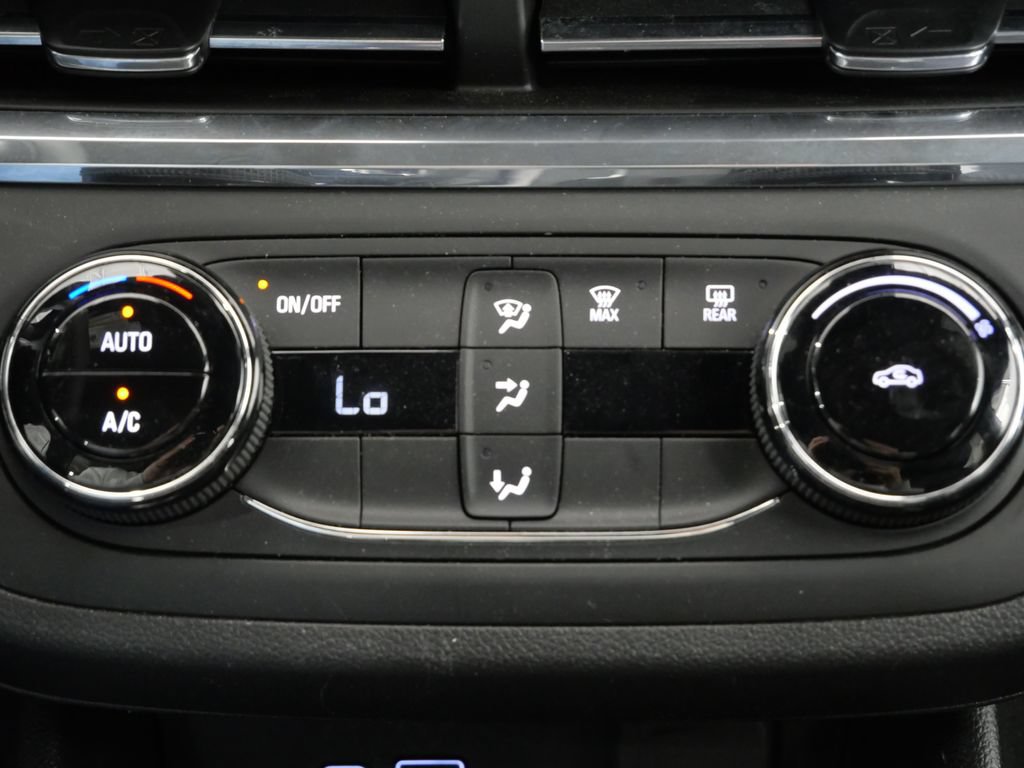 Used 2025 Buick Envista Preferred FWD image 19