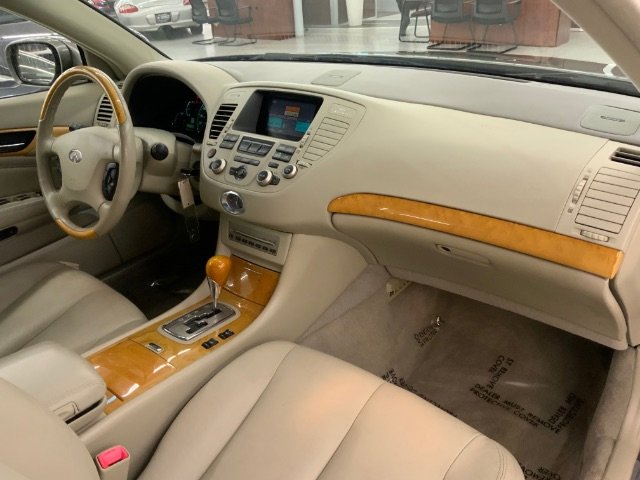 Used 2004 INFINITI Q45 Luxury image 10