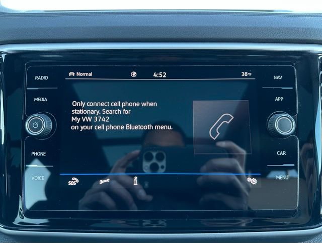 Used 2023 Volkswagen Atlas Cross Sport SEL Premium R-Line image 21