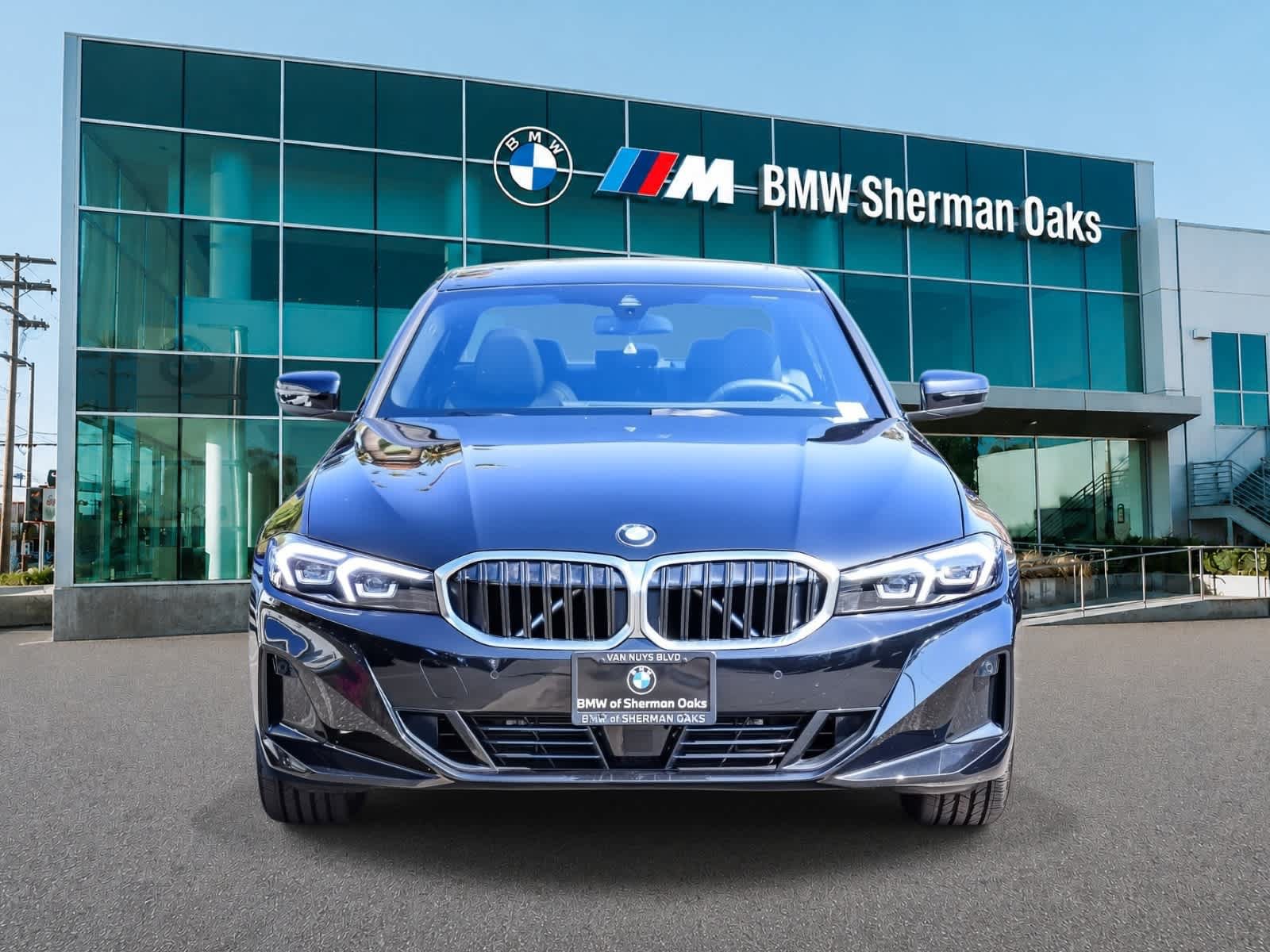 Used 2026 BMW 330i Sedan w/ Convenience Package RWD image 6
