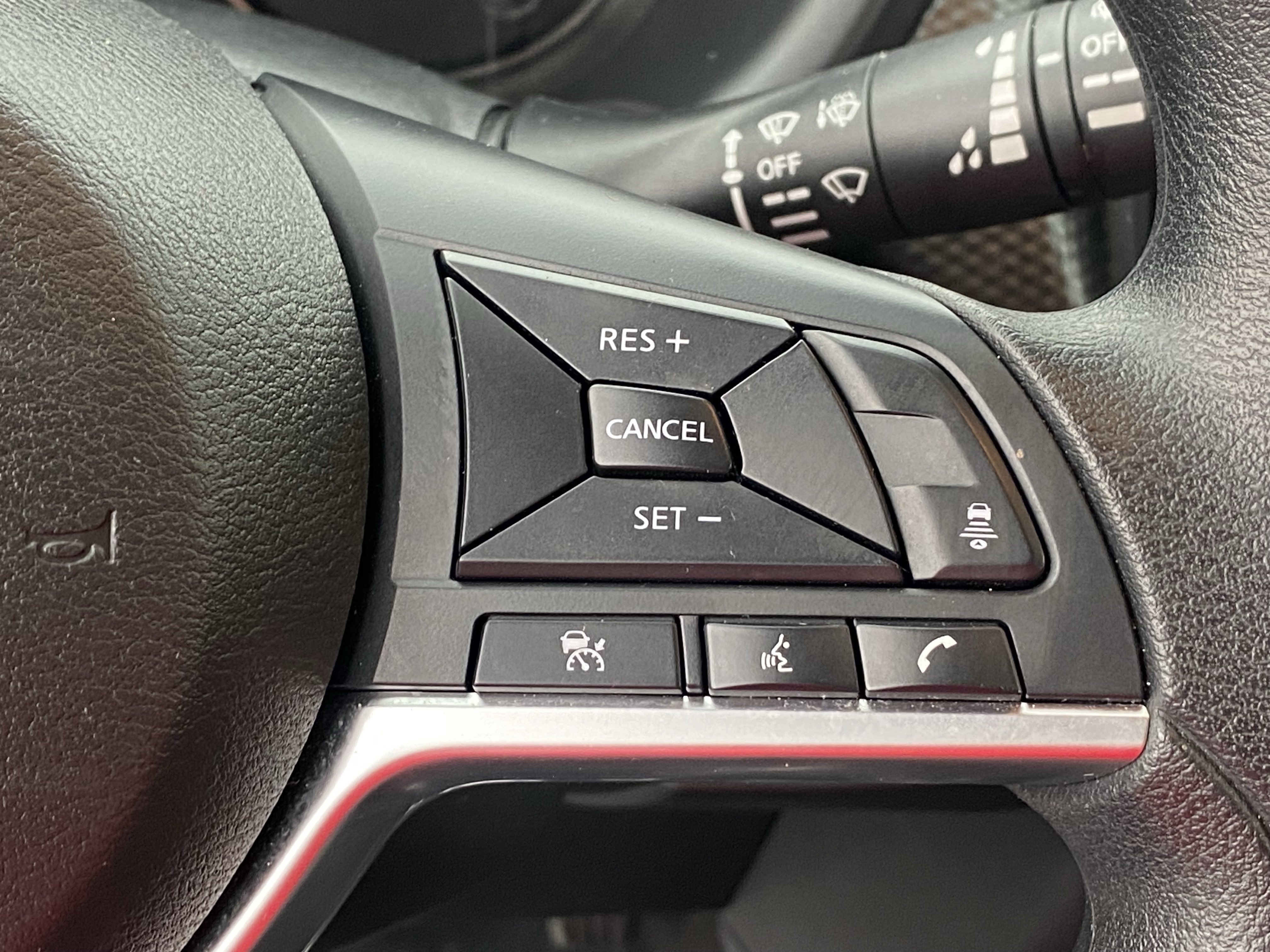 Certified 2024 Nissan Kicks SV FWD image 28