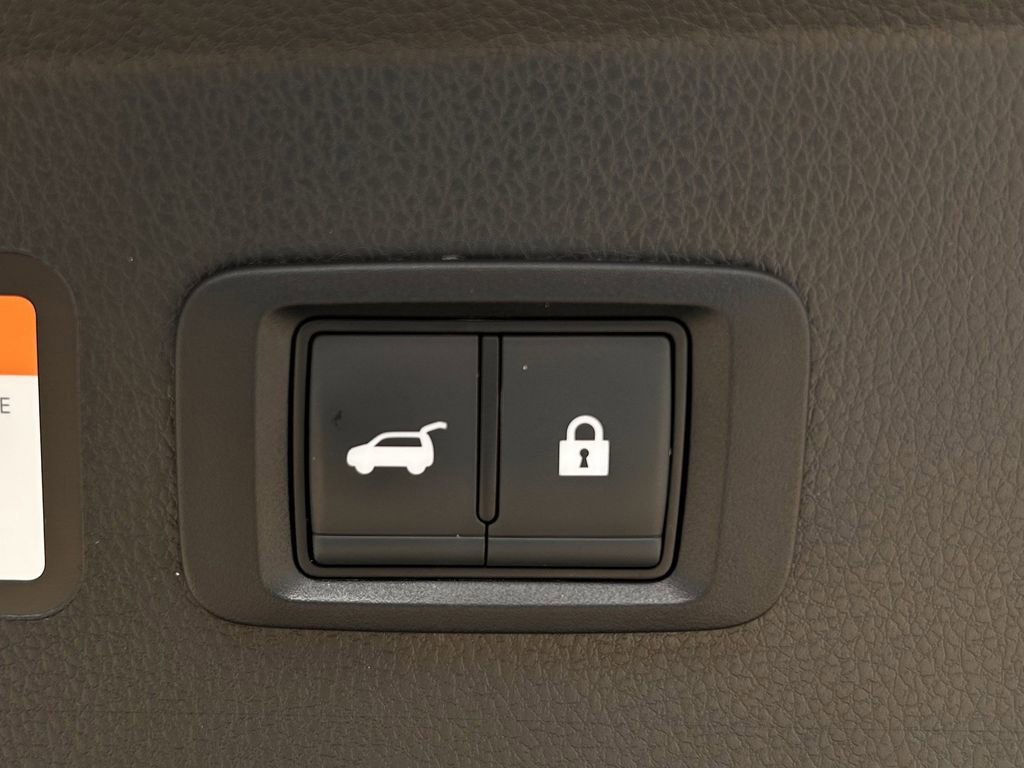 Used 2026 Mitsubishi Eclipse Cross SE image 30