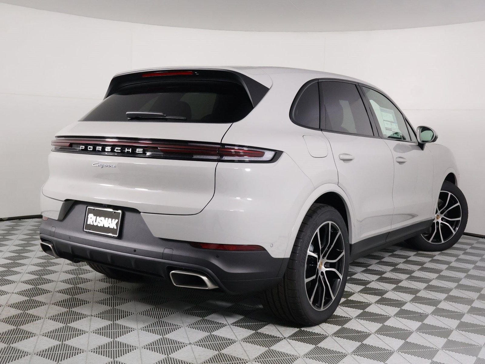 New 2026 Porsche Cayenne AWD/4WD image 7
