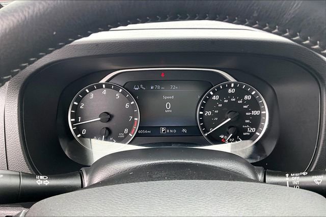 Certified 2025 Nissan Frontier SV w/ SV Convenience Package image 12