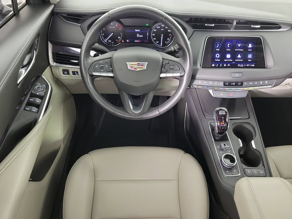Certified 2023 Cadillac XT4 Luxury FWD image 16