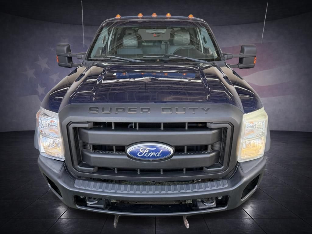 Used 2011 Ford F550 4x4 SuperCab Super Duty w/ PWR Equipment Group image 6