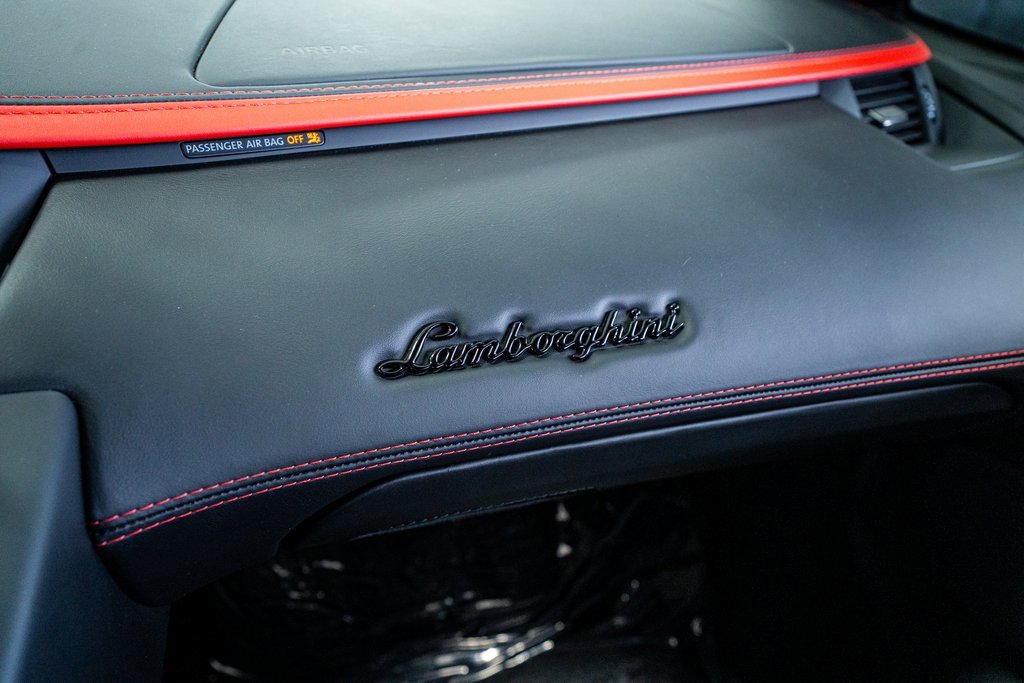 Used 2017 Lamborghini Aventador S image 58