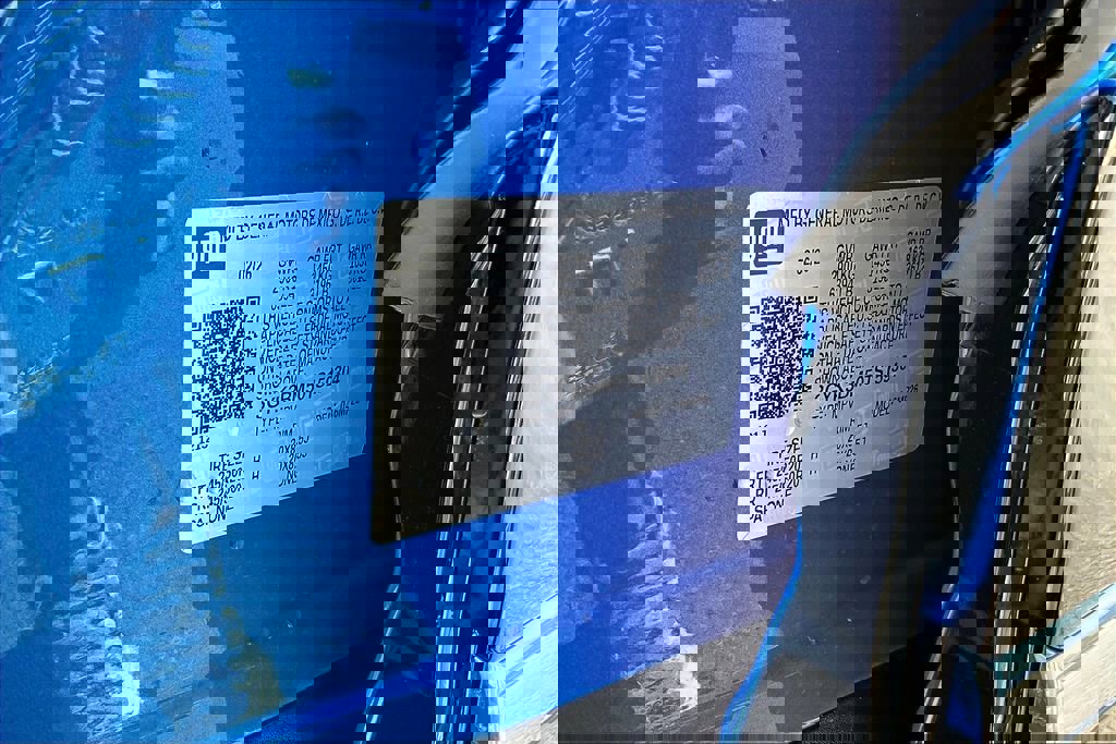 New 2026 Cadillac Optiq Luxury 1 image 13