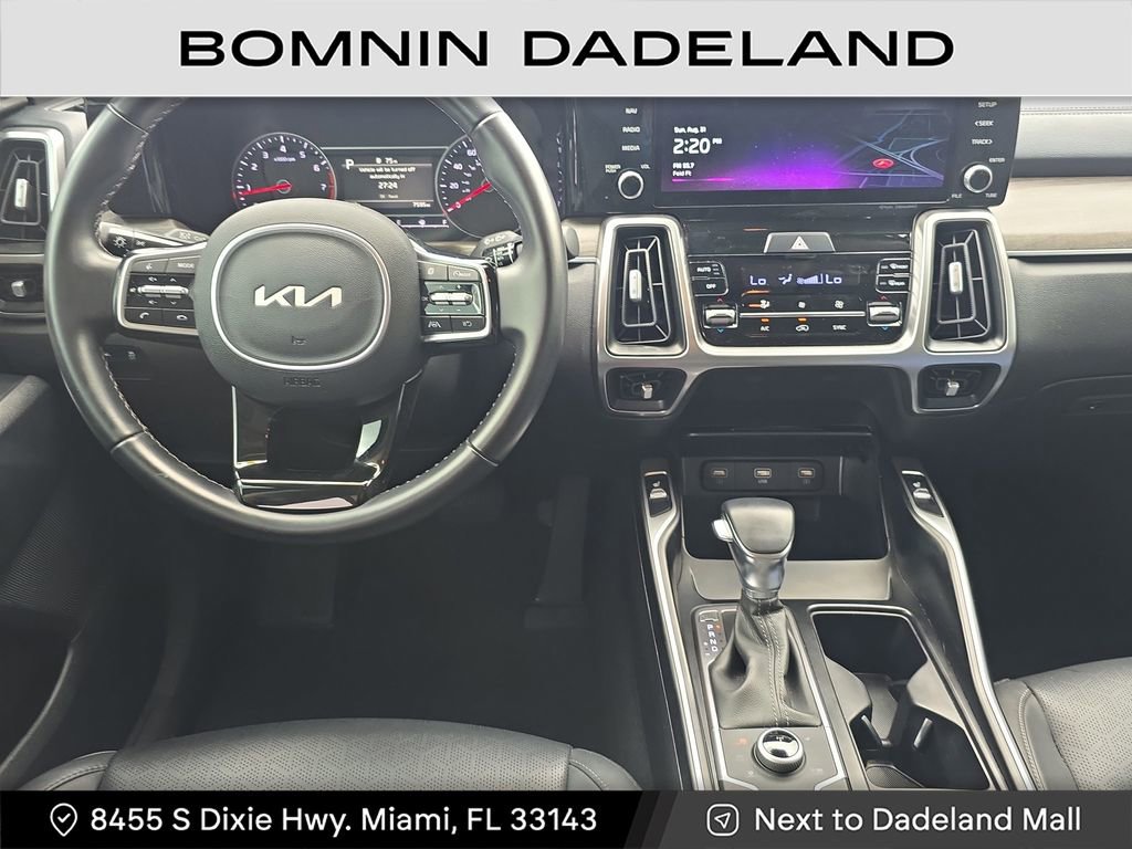 Used 2022 Kia Sorento S image 16