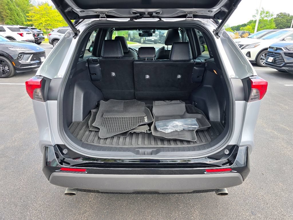 Used 2021 Toyota RAV4 XSE w/ XSE Grade Weather Package AWD/4WD image 27