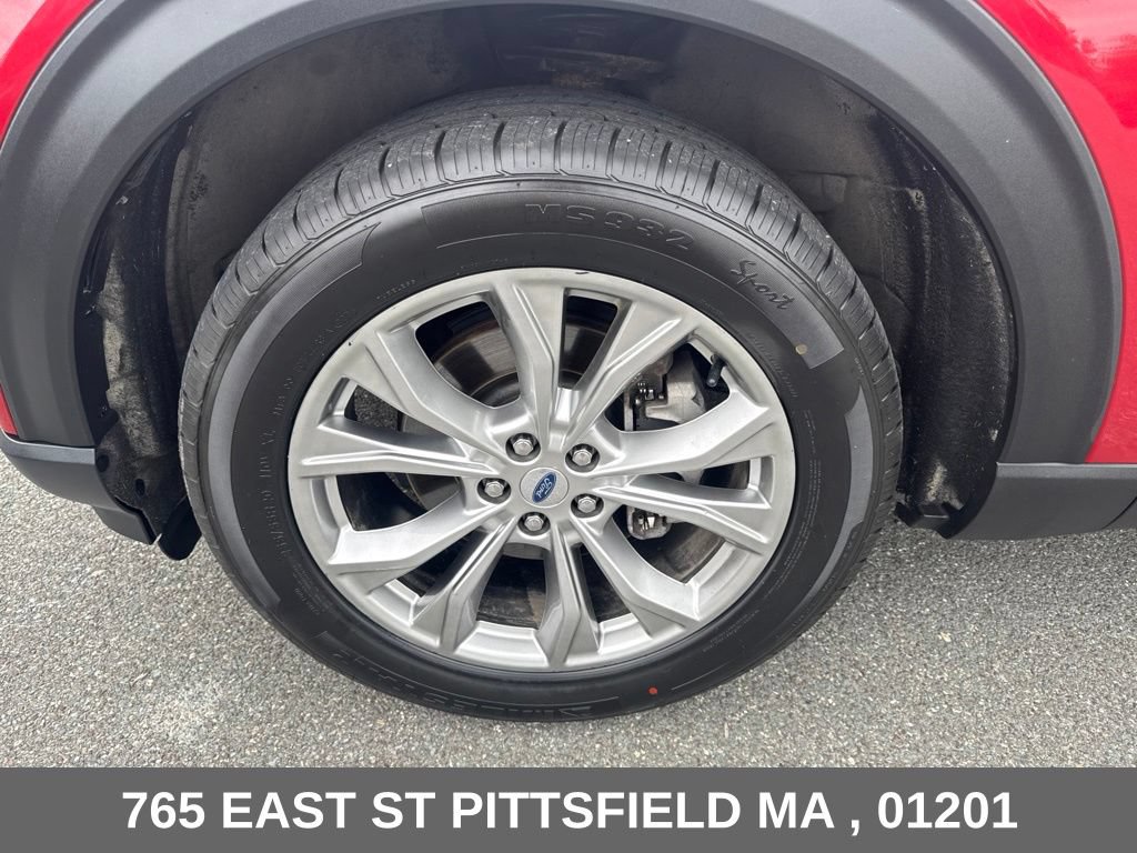 Used 2021 Ford Explorer XLT w/ Equipment Group 202A AWD/4WD image 31