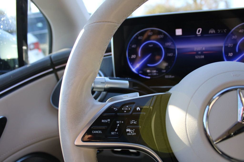 Used 2022 Mercedes-Benz EQS 450+ Sedan image 33