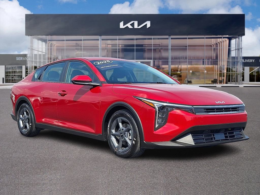 Certified 2025 Kia K4