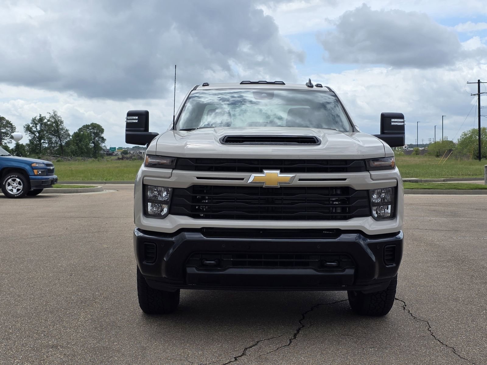 New 2026 Chevrolet Silverado 2500 Custom AWD/4WD image 2