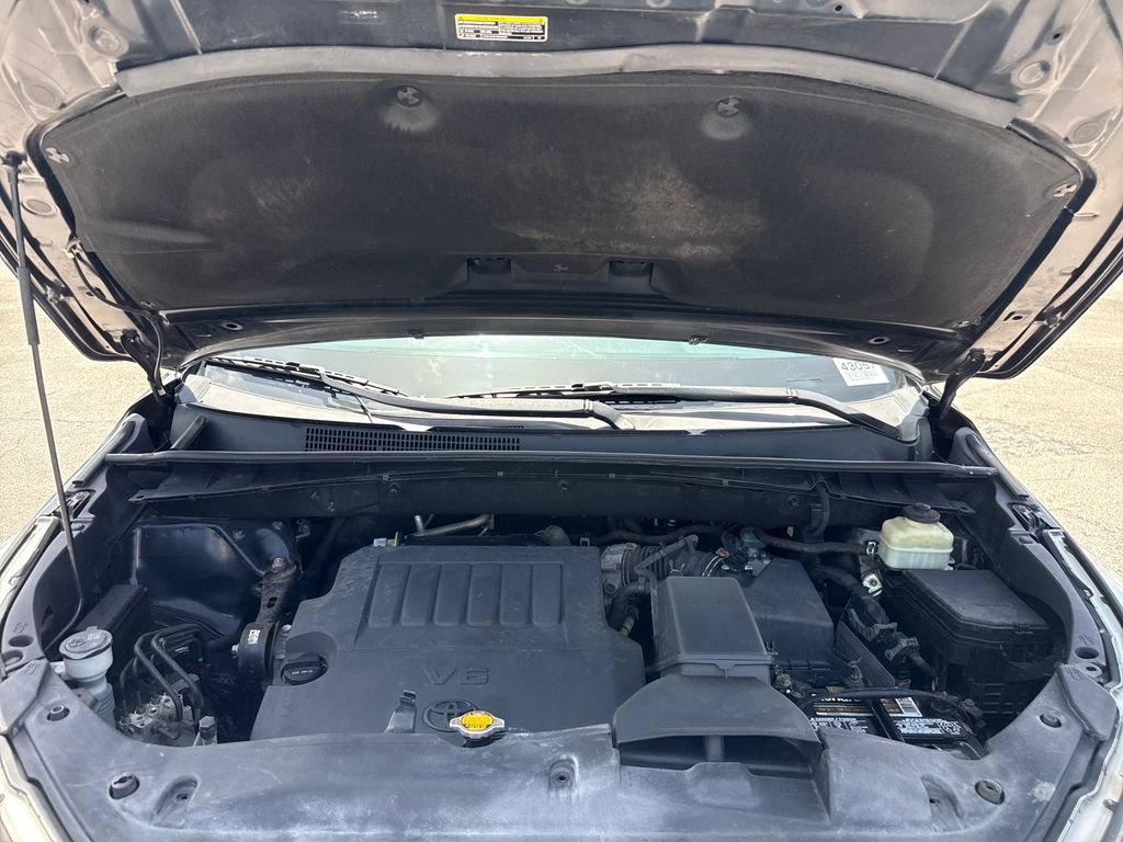 Used 2015 Toyota Highlander XLE FWD image 29