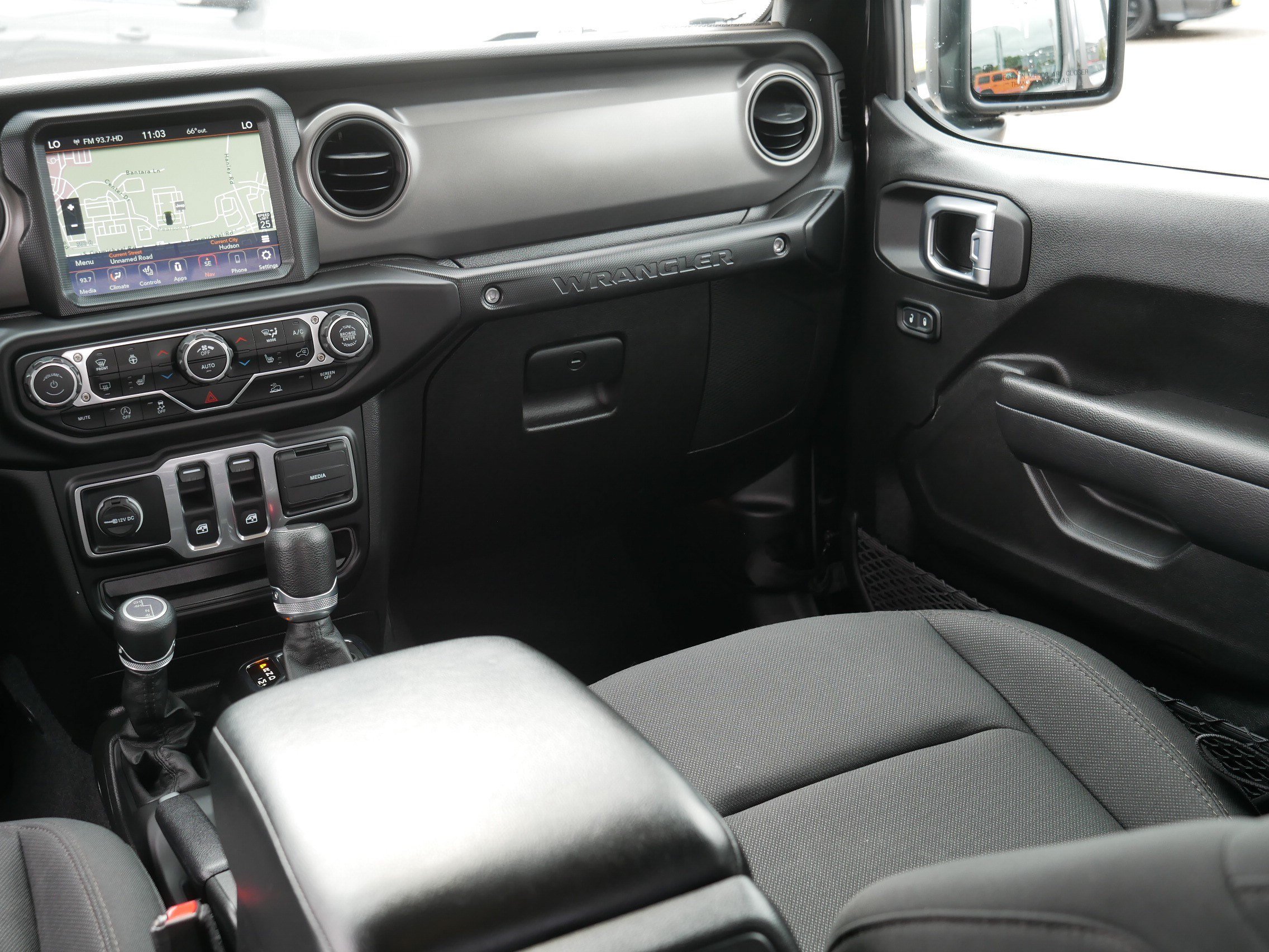 Used 2023 Jeep Wrangler Sport AWD/4WD image 11