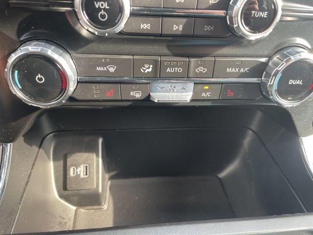 Used 2022 Ford F150 XLT w/ Equipment Group 302A High image 28