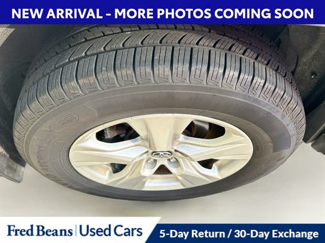 Used 2021 Toyota RAV4 XLE w/ Convenience Package AWD/4WD image 7