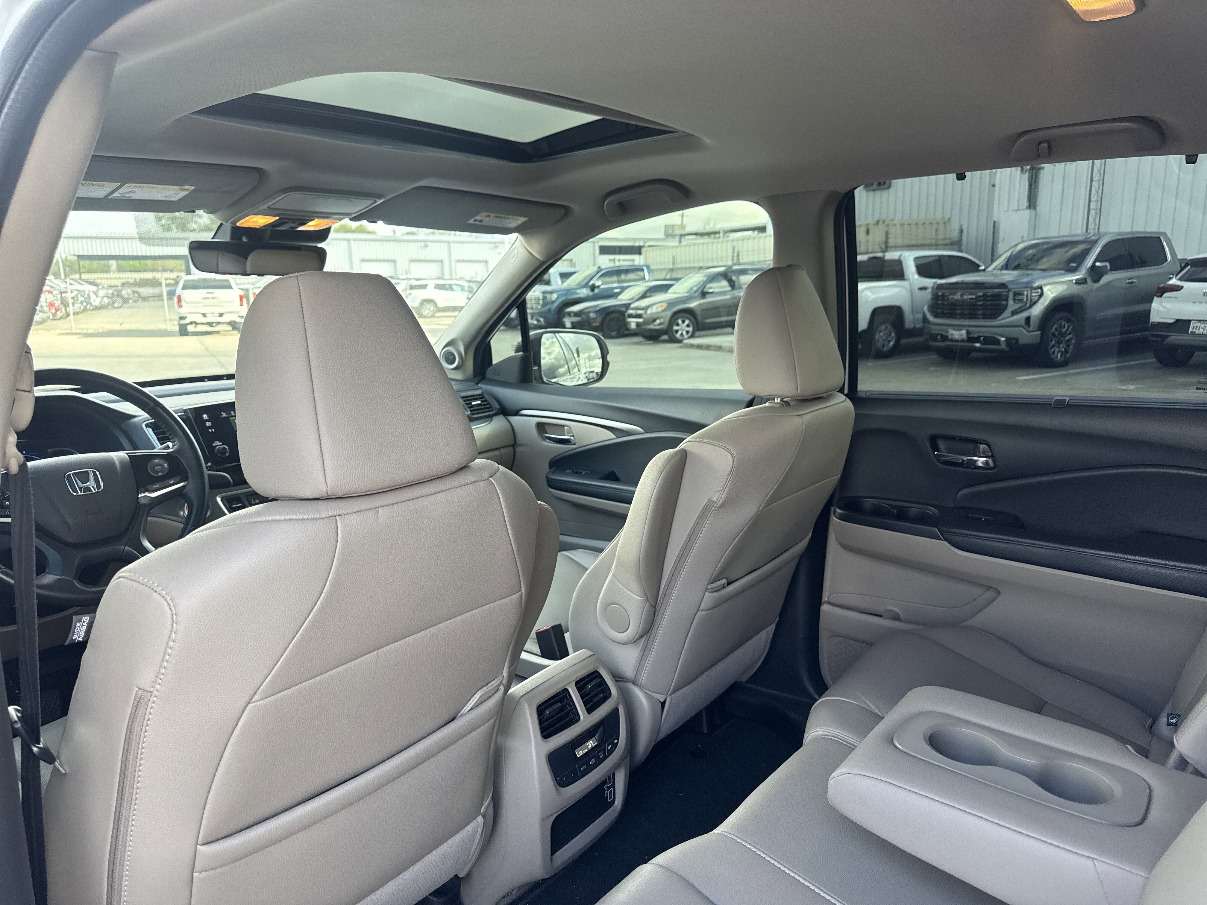 Used 2022 Honda Pilot EX-L image 8