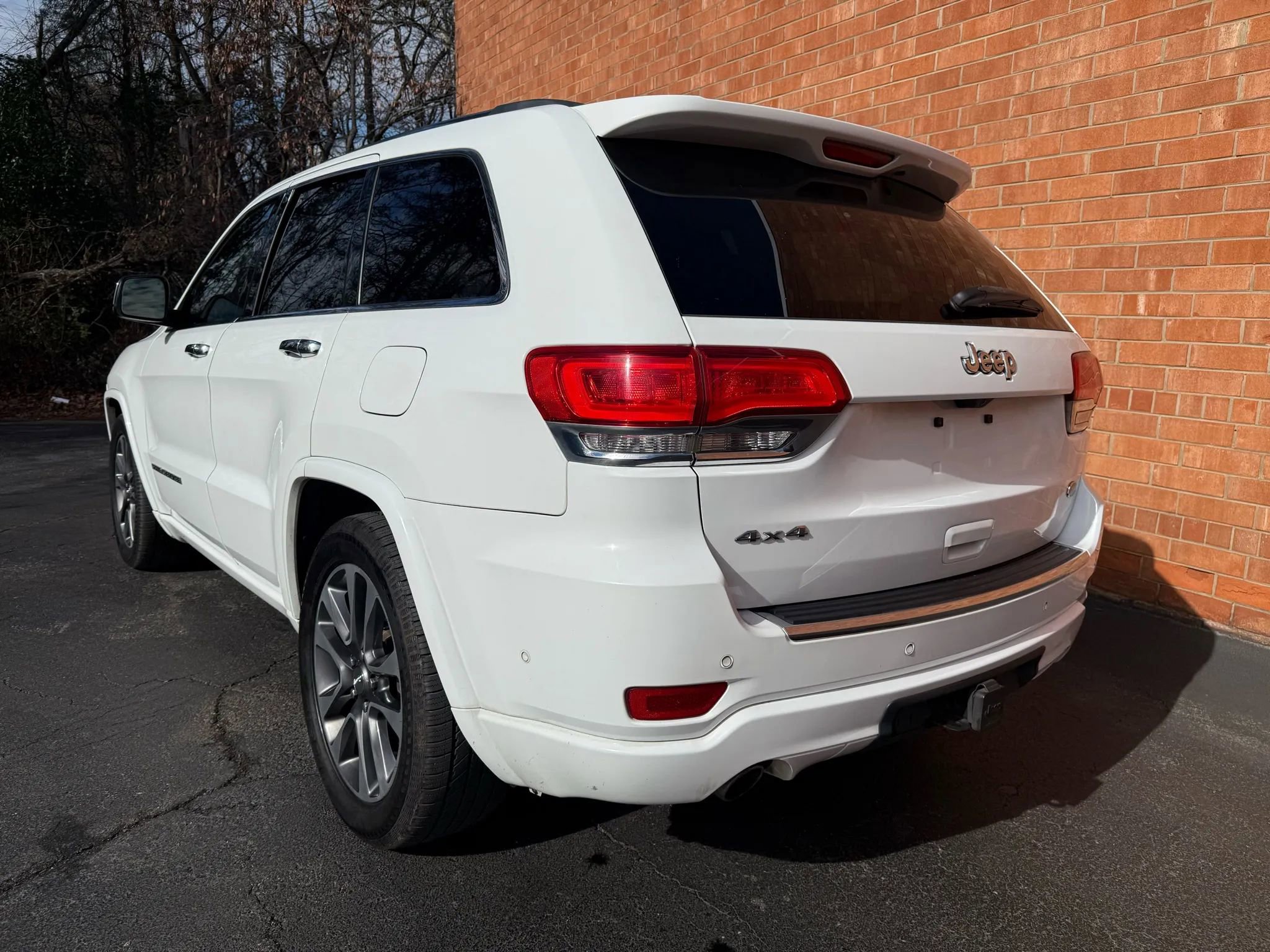 Used 2018 Jeep Grand Cherokee Overland image 7