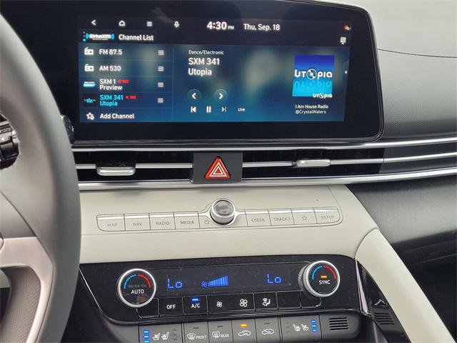 New 2025 Hyundai Elantra Limited image 11