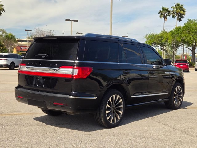 Used 2020 Lincoln Navigator Reserve image 5