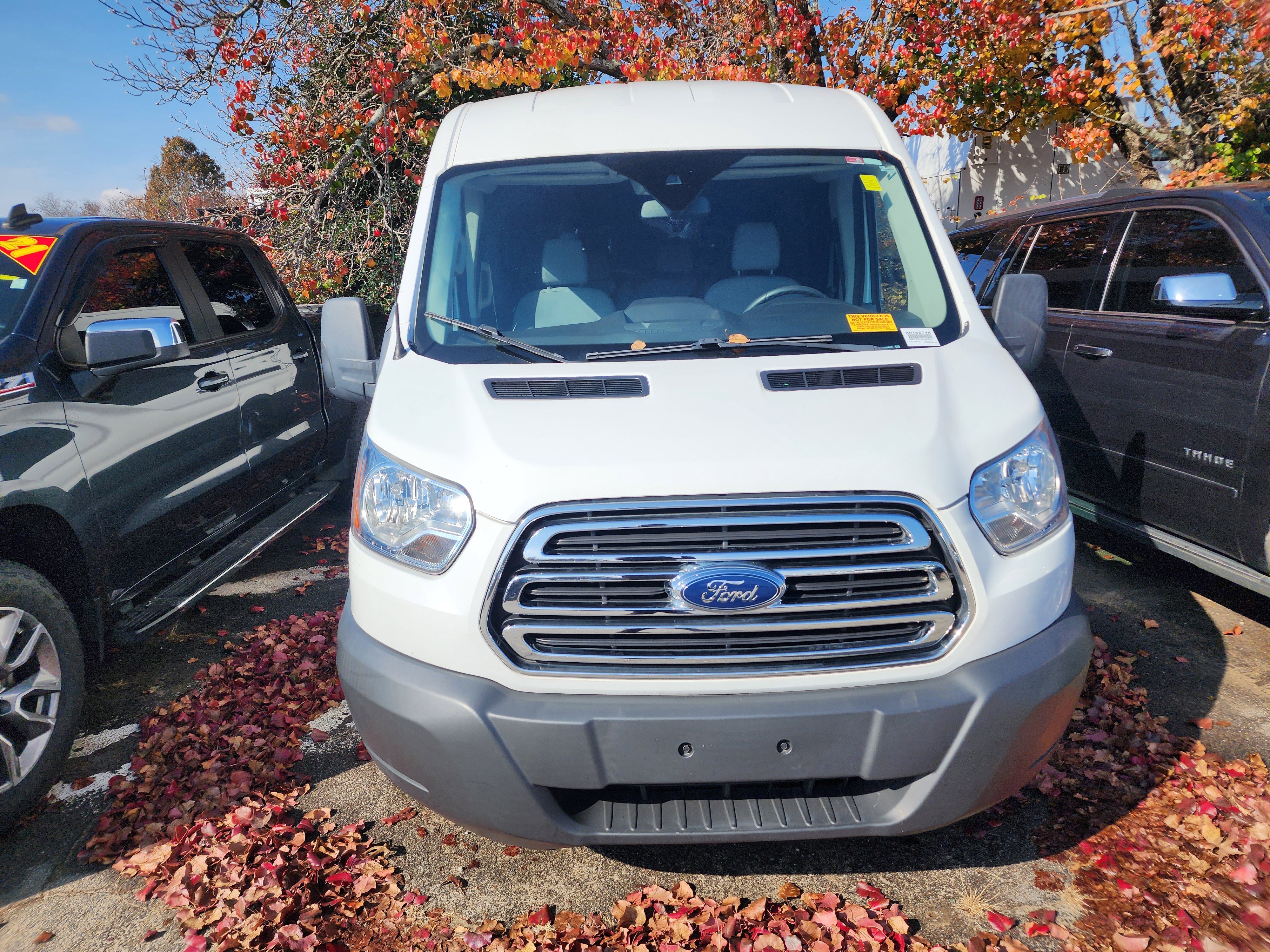 Used 2018 Ford Transit 350 XLT image 2