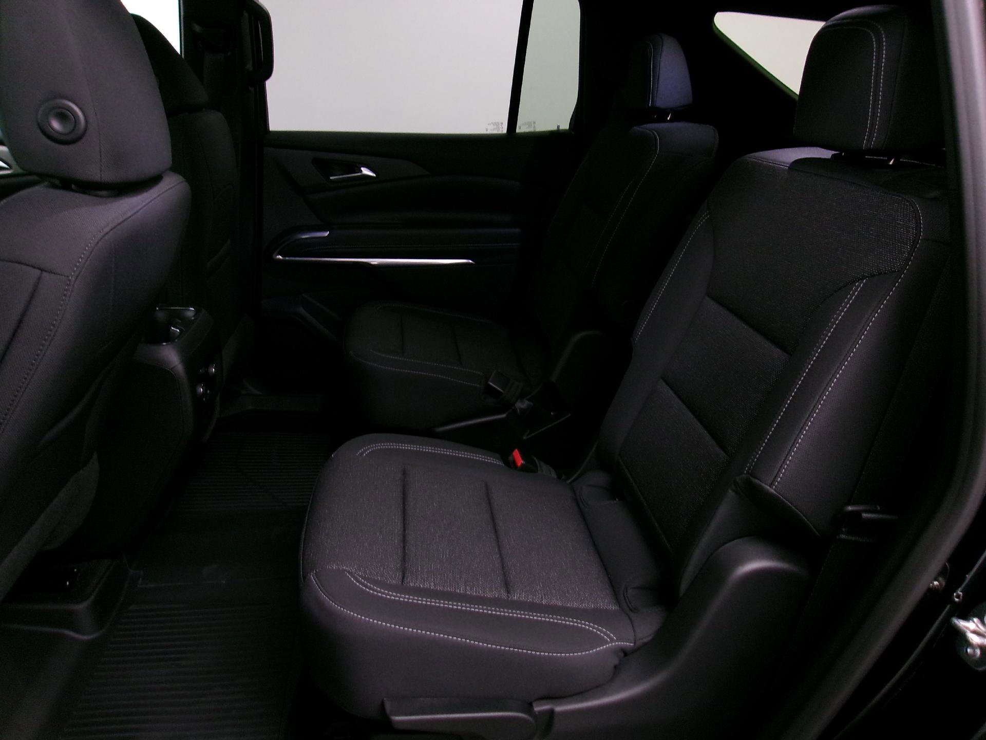 New 2026 Chevrolet Traverse LT w/ Driver Confidence Package image 10