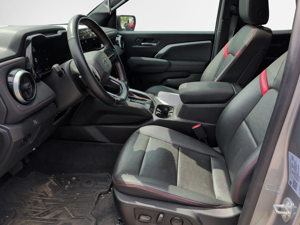 Used 2023 Chevrolet Colorado Z71 w/ Z71 Convenience Package 2 AWD/4WD image 12