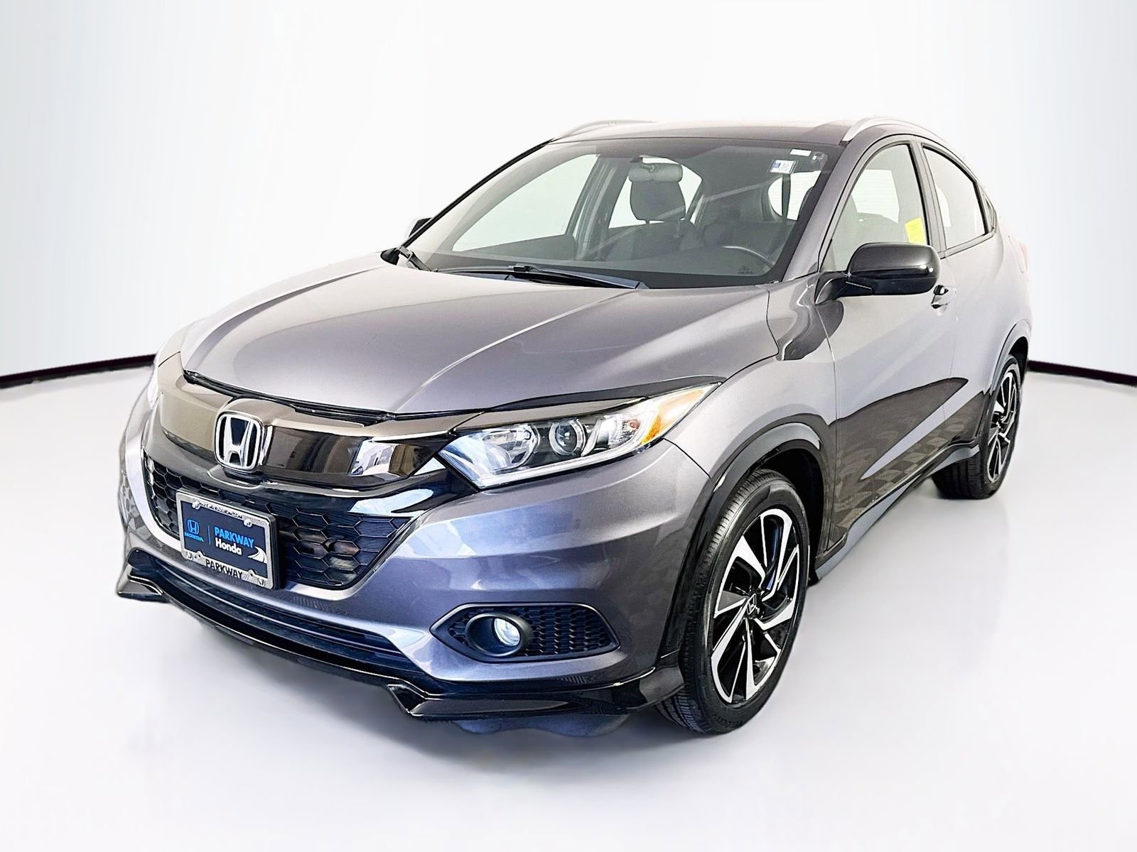 Used 2019 Honda HR-V Sport image 2