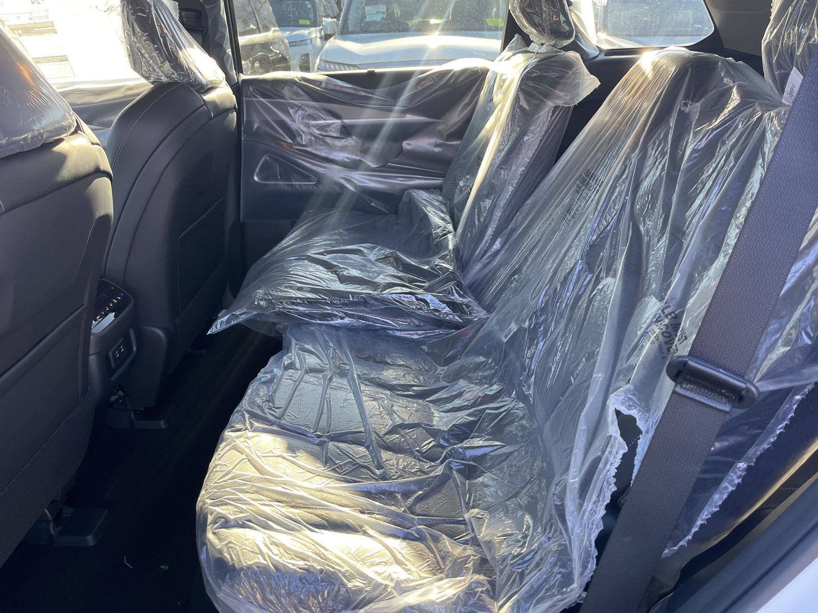 New 2026 INFINITI QX60 Luxe w/ Cargo Package image 12