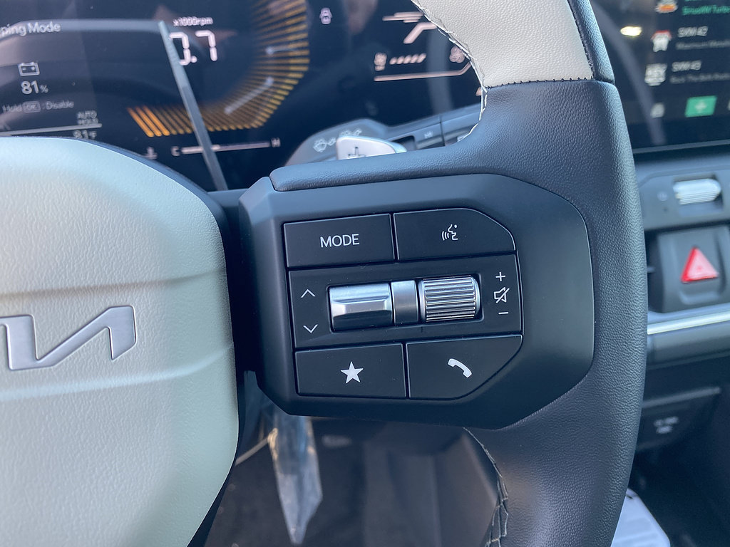 New 2026 Kia K4 GT-Line Turbo w/ GT-Line Premium Package FWD image 16